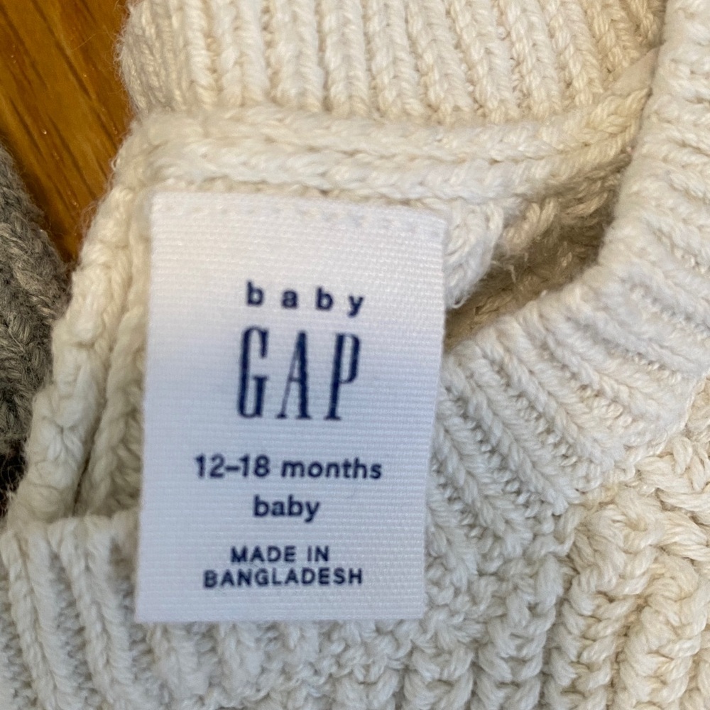Sweater Bundle 12-18 mo - Picture 4 of 7